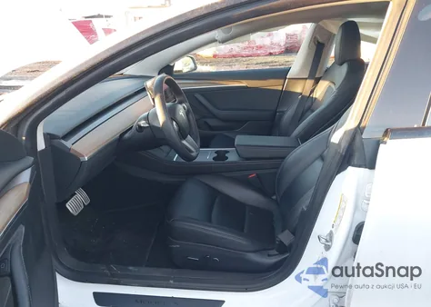 2023 Tesla Model 3 Performance Dual Motor All-Wheel Drive z USA, uszkodzony, nr VIN 5YJ3E1EC8PF559492